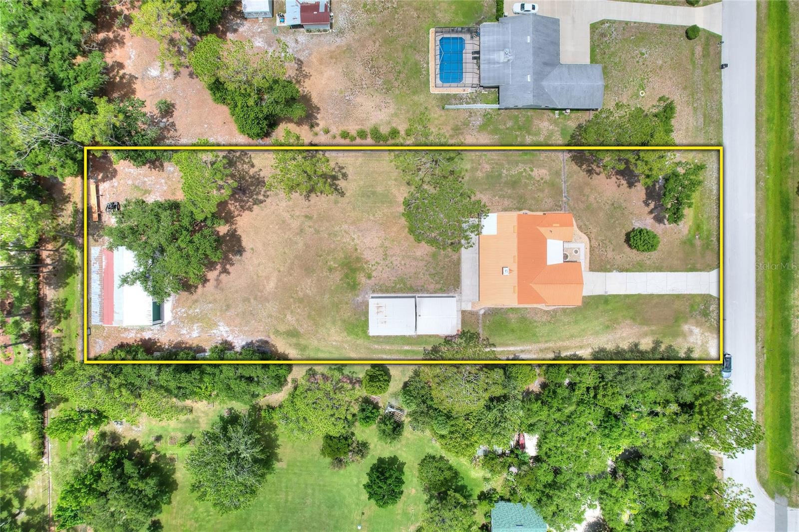 4520 LOG CABIN DRIVE