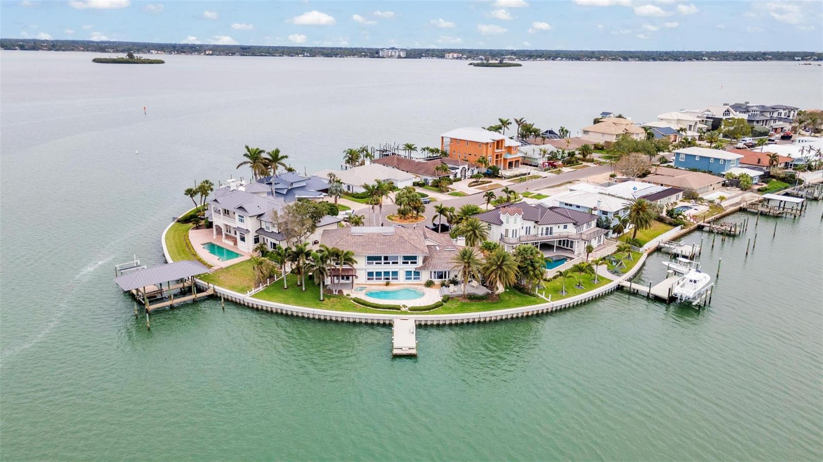 ISLAND ESTATE OF CLEARWATER UNITS 6D 7A 7C - Residential