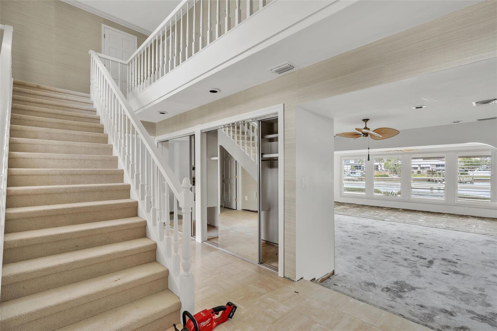 892 HARBOR ISLAND
