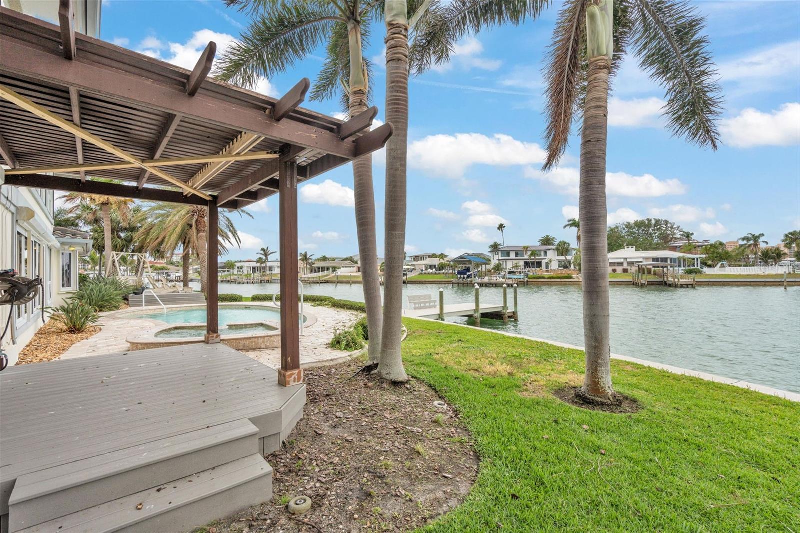 ISLAND ESTATE OF CLEARWATER UNITS 6D 7A 7C - Residential