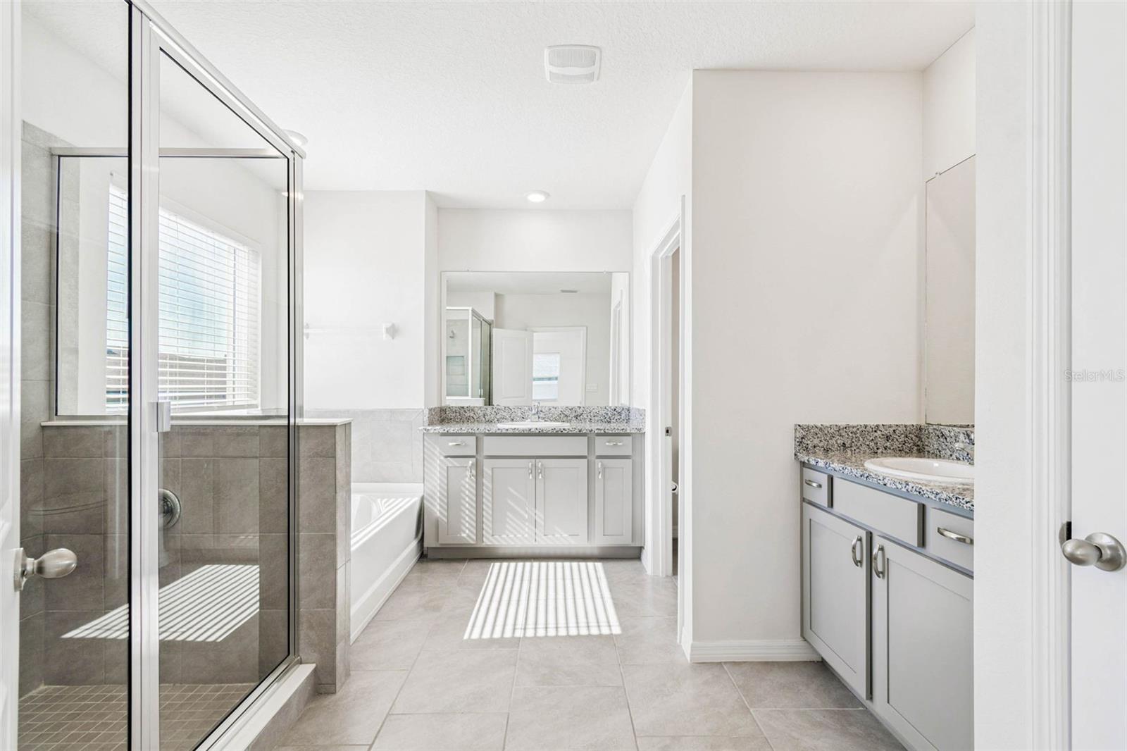 MIRADA PRCL 19-2 - Residential Lease