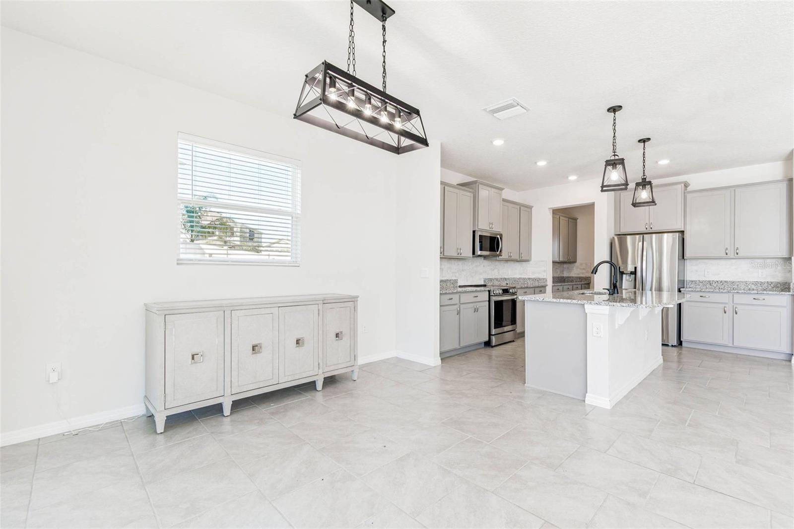 MIRADA PRCL 19-2 - Residential Lease