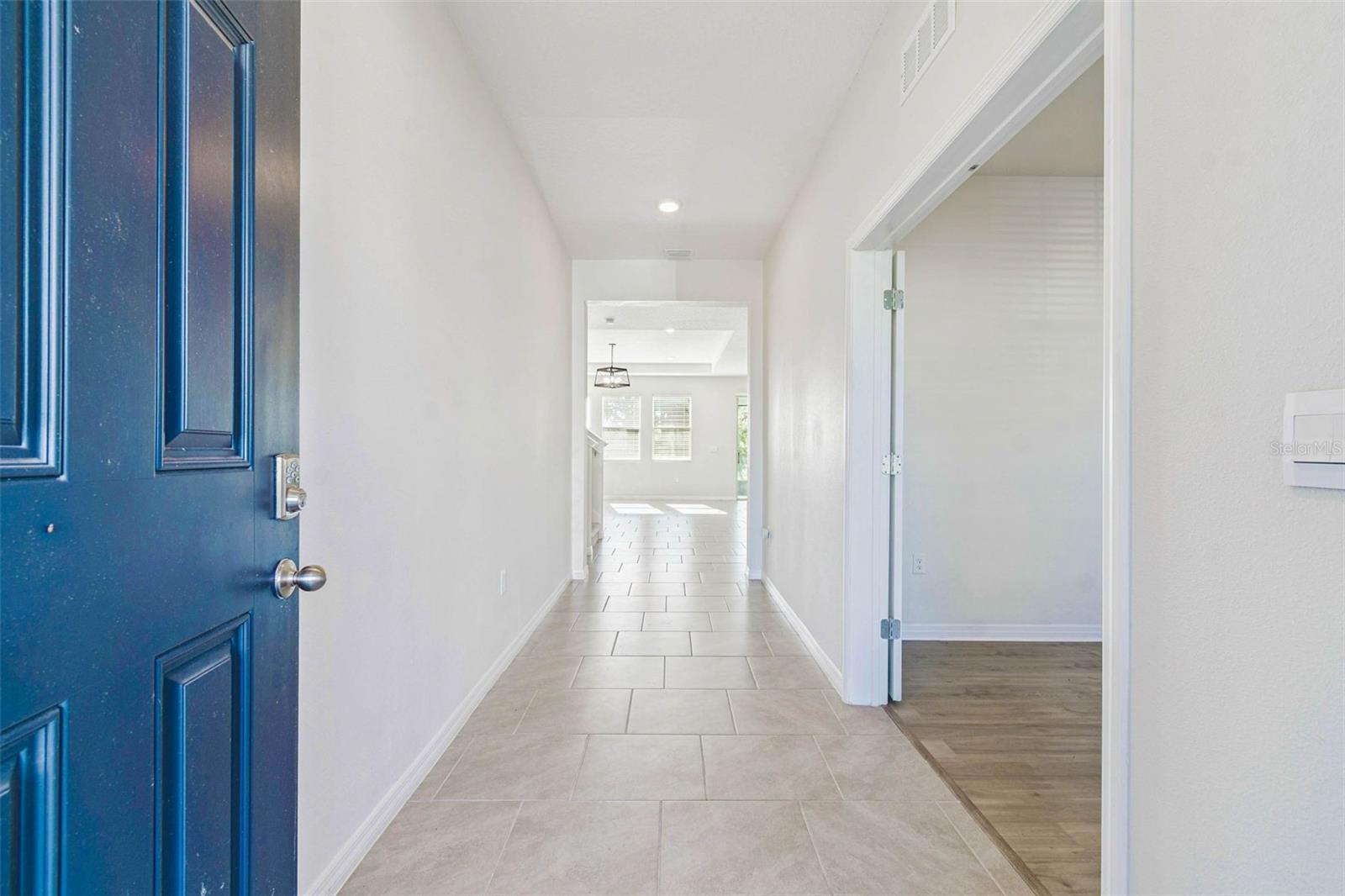 MIRADA PRCL 19-2 - Residential Lease