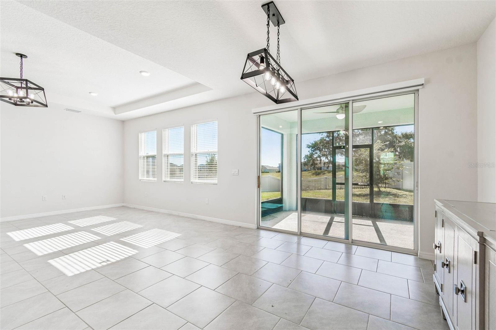 MIRADA PRCL 19-2 - Residential Lease