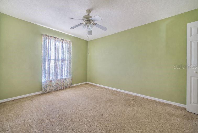 ROYAL HILLS - Residential