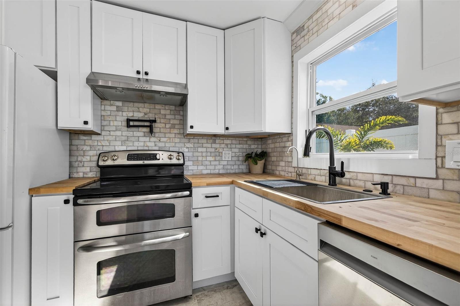 TURNERS C BUCK 4TH ST N ADD - Residential