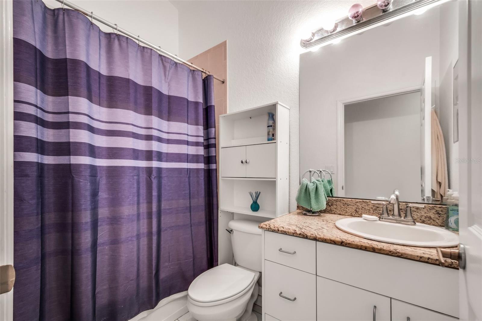 ALOHA GARDENS - Residential