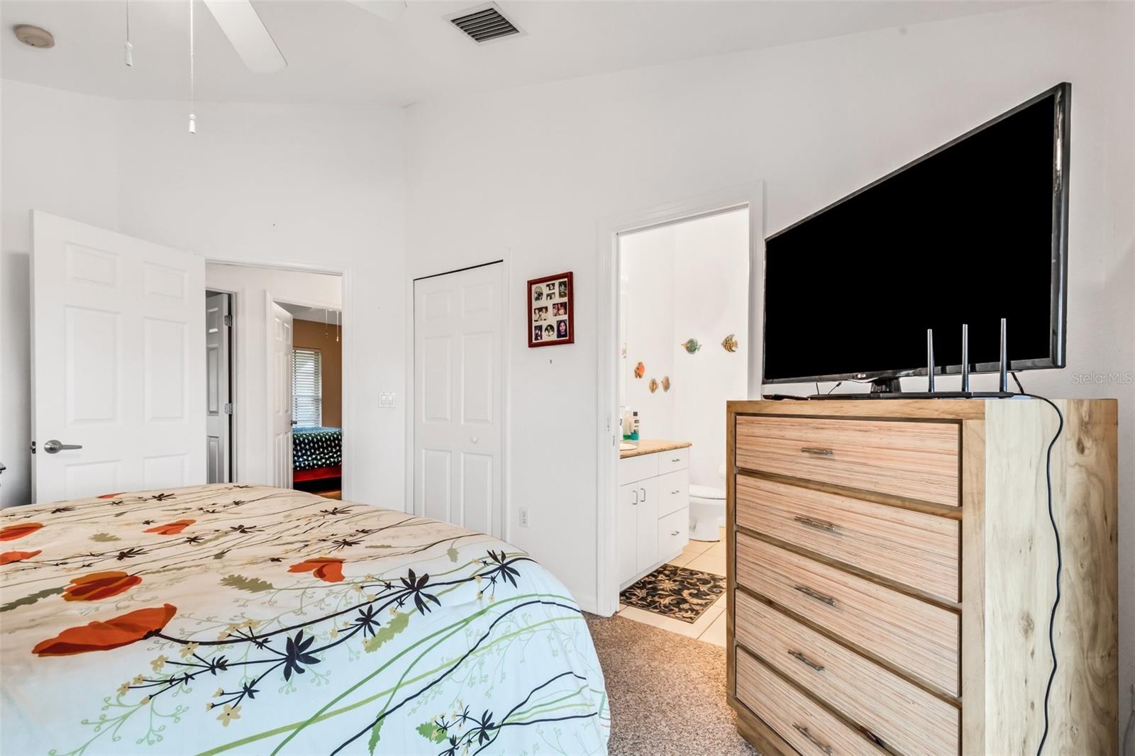 ALOHA GARDENS - Residential