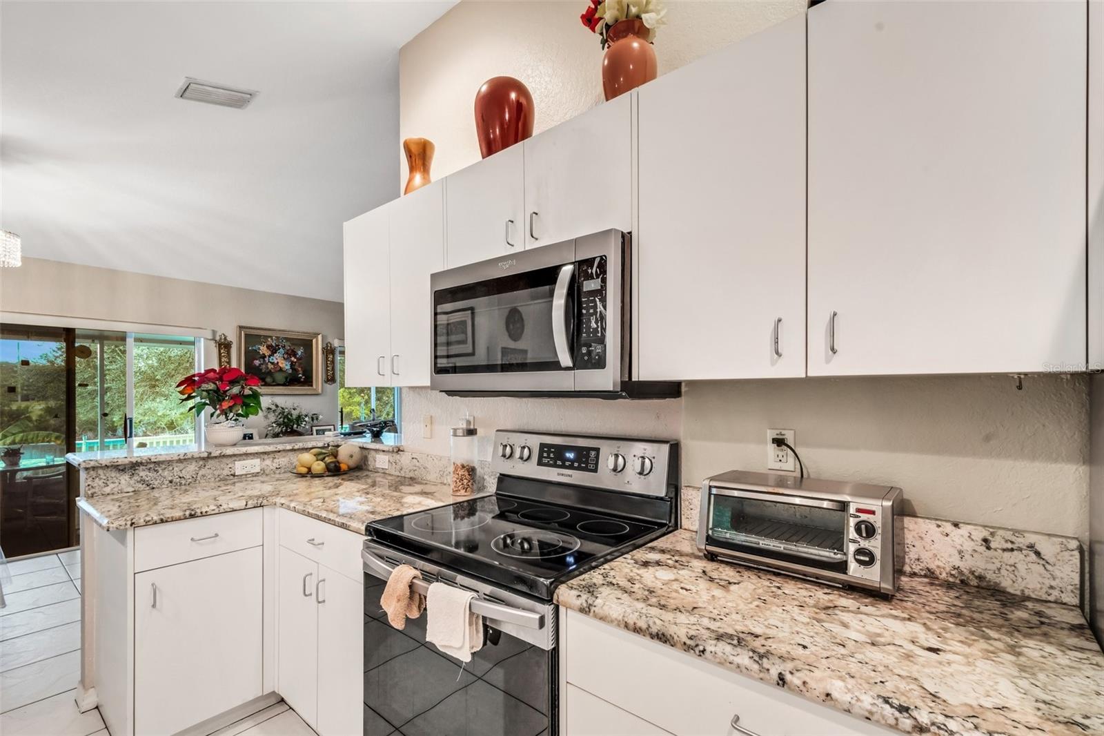 ALOHA GARDENS - Residential