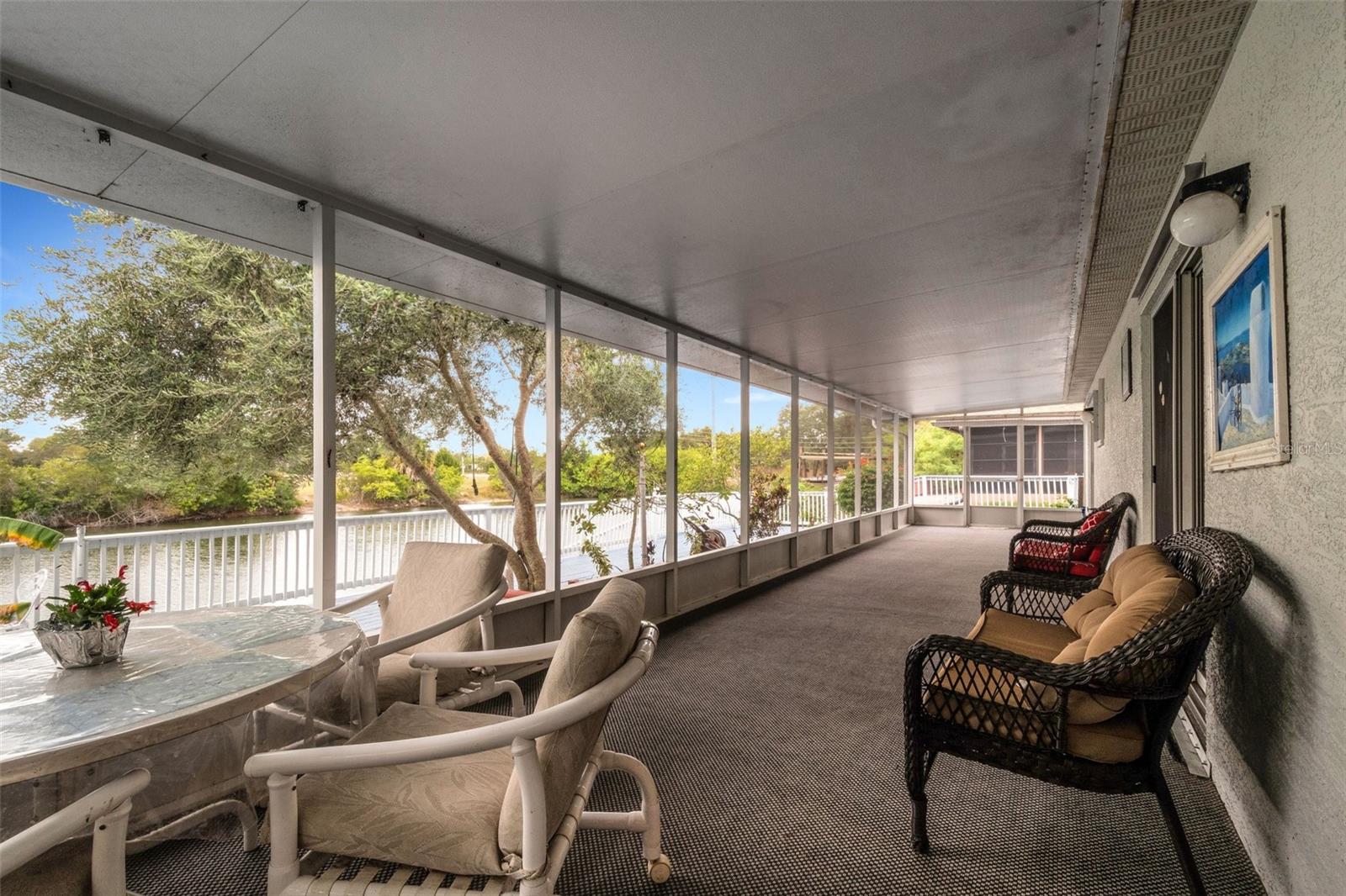 ALOHA GARDENS - Residential