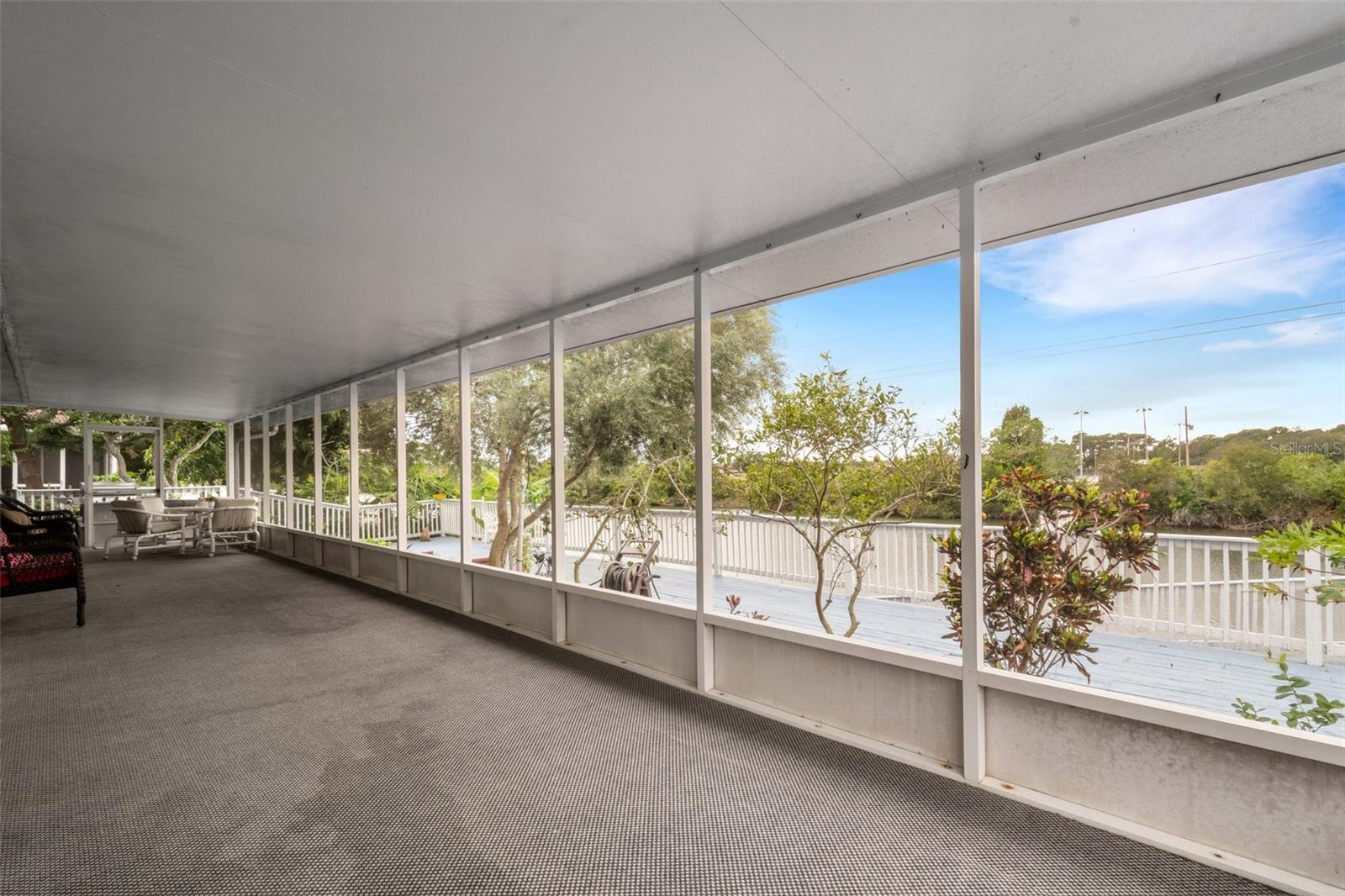 ALOHA GARDENS - Residential