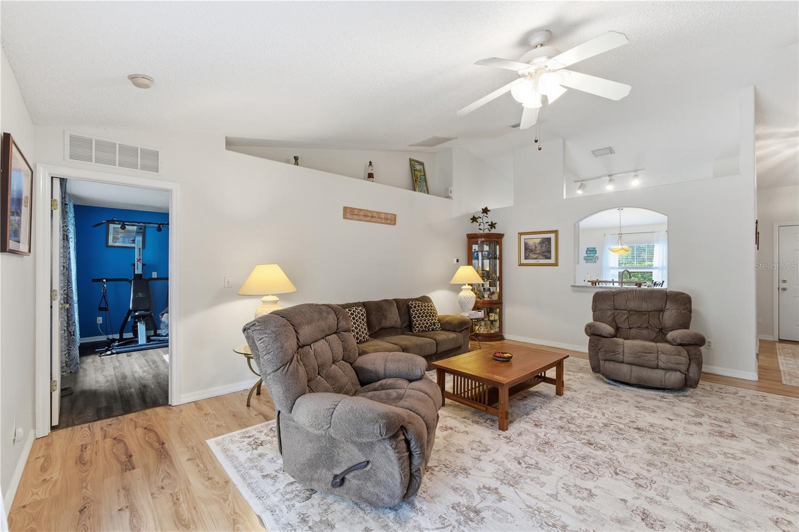 PALM HARBOR - Residential Lease