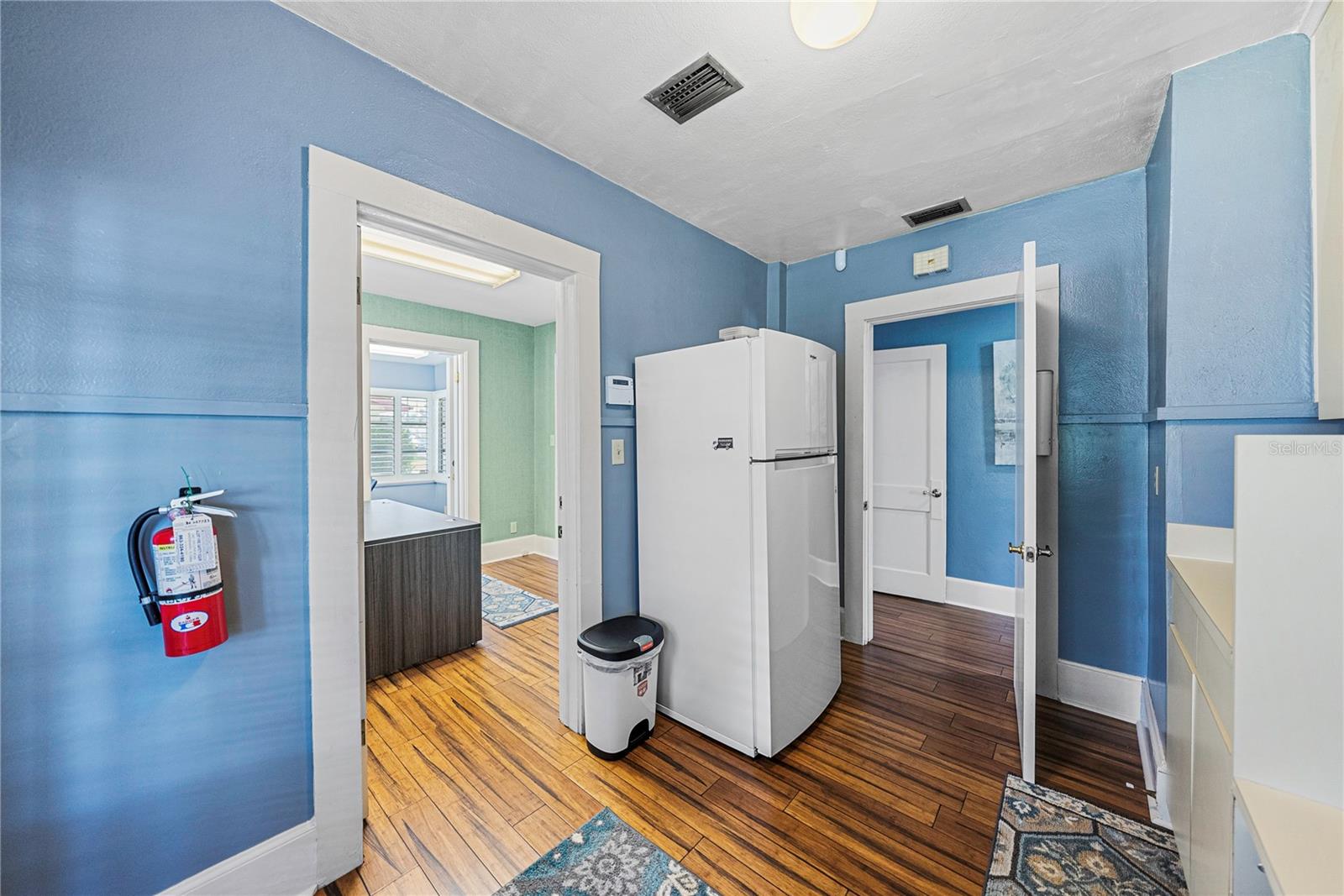 PASCO SUB - Commercial Lease