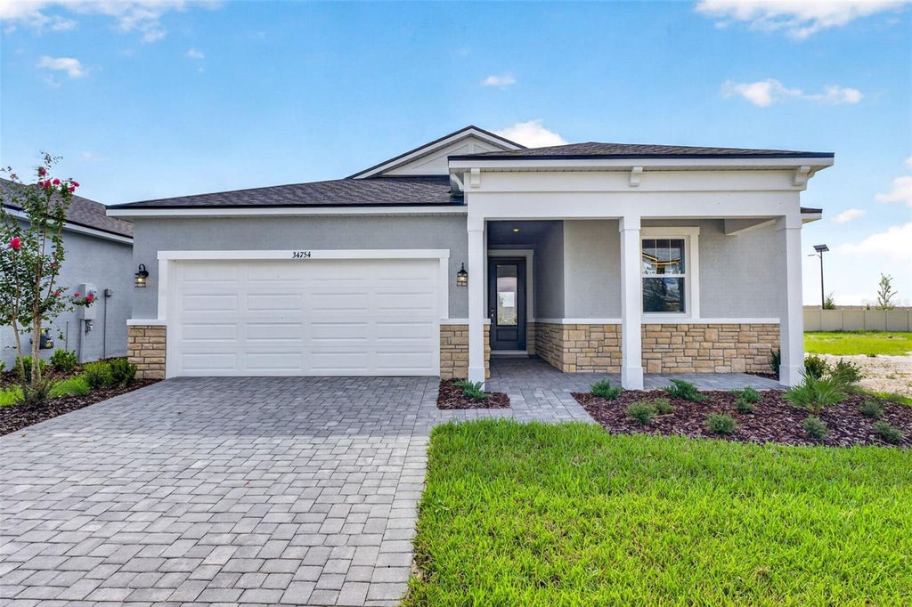 Photo of 34754 Flower Patch Drive, Dade City, FL 33525 (MLS # TB8499746)