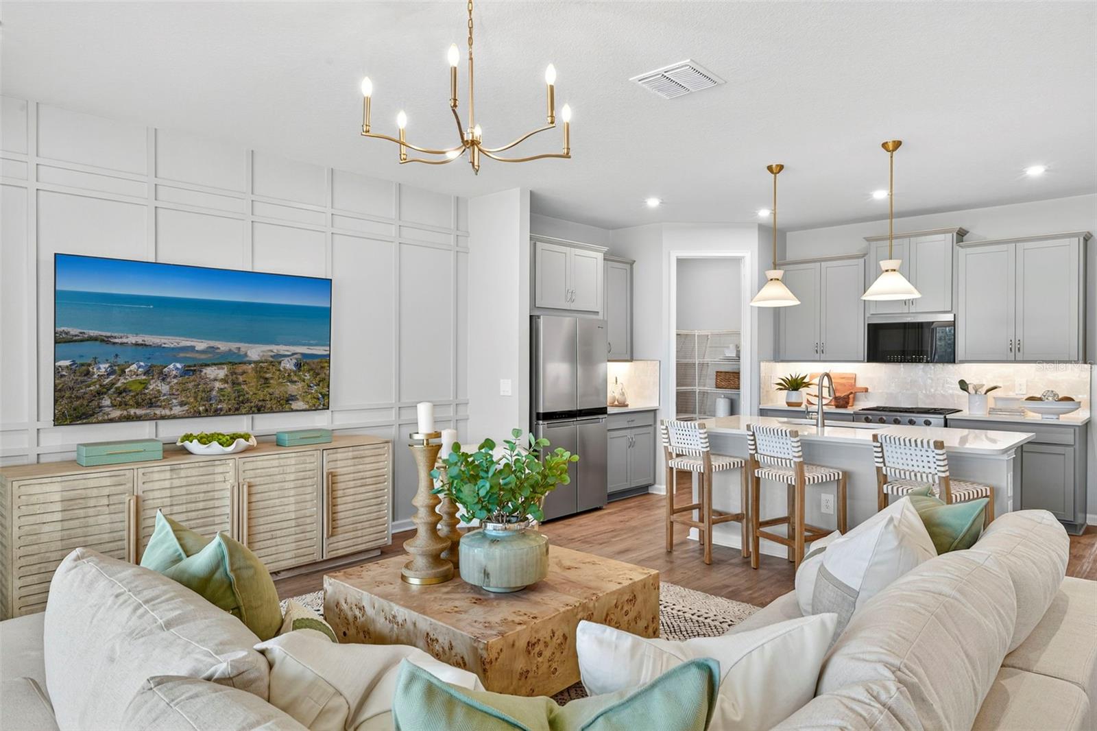 PASADENA RIDGE - Residential