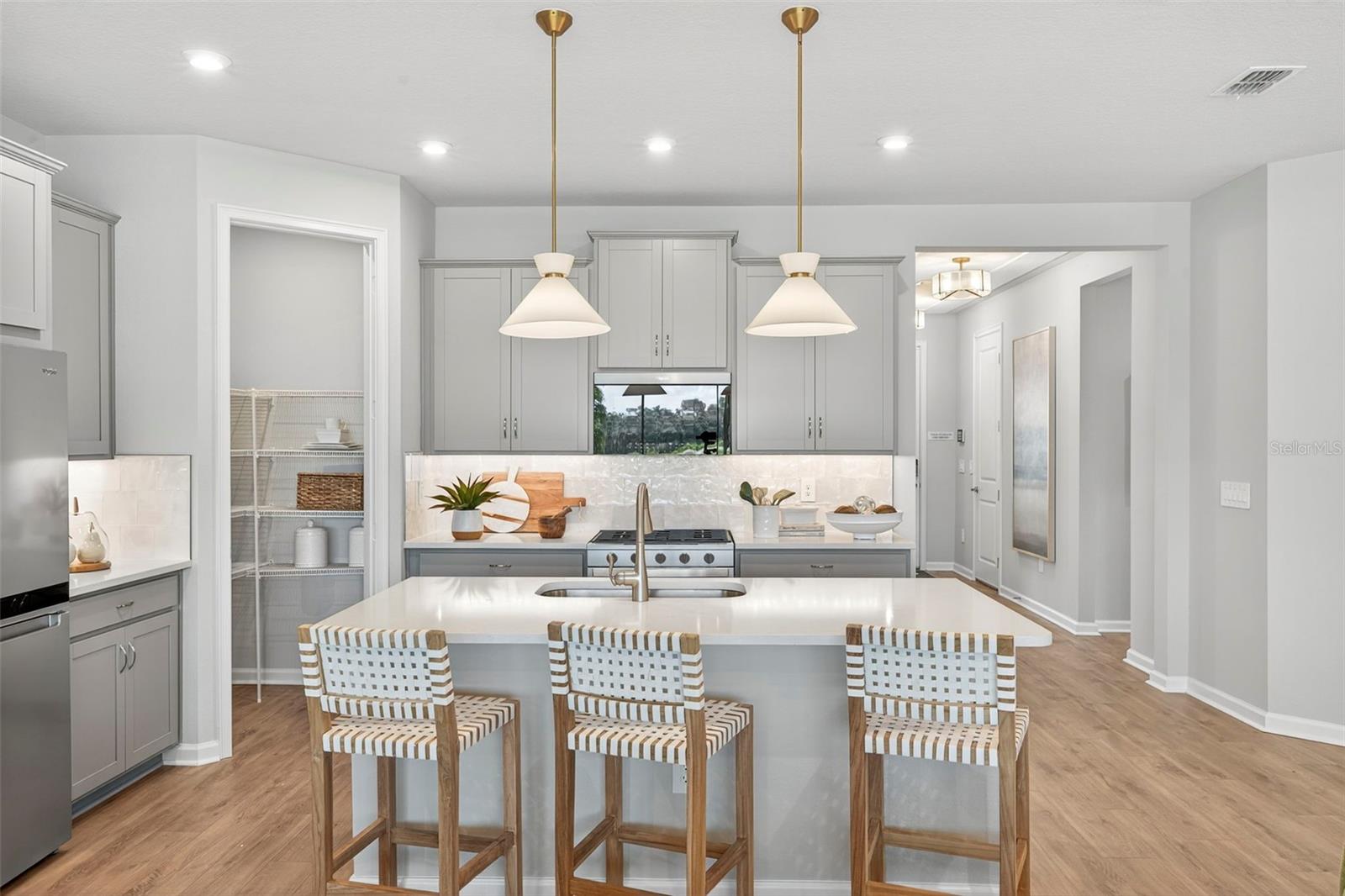 PASADENA RIDGE - Residential