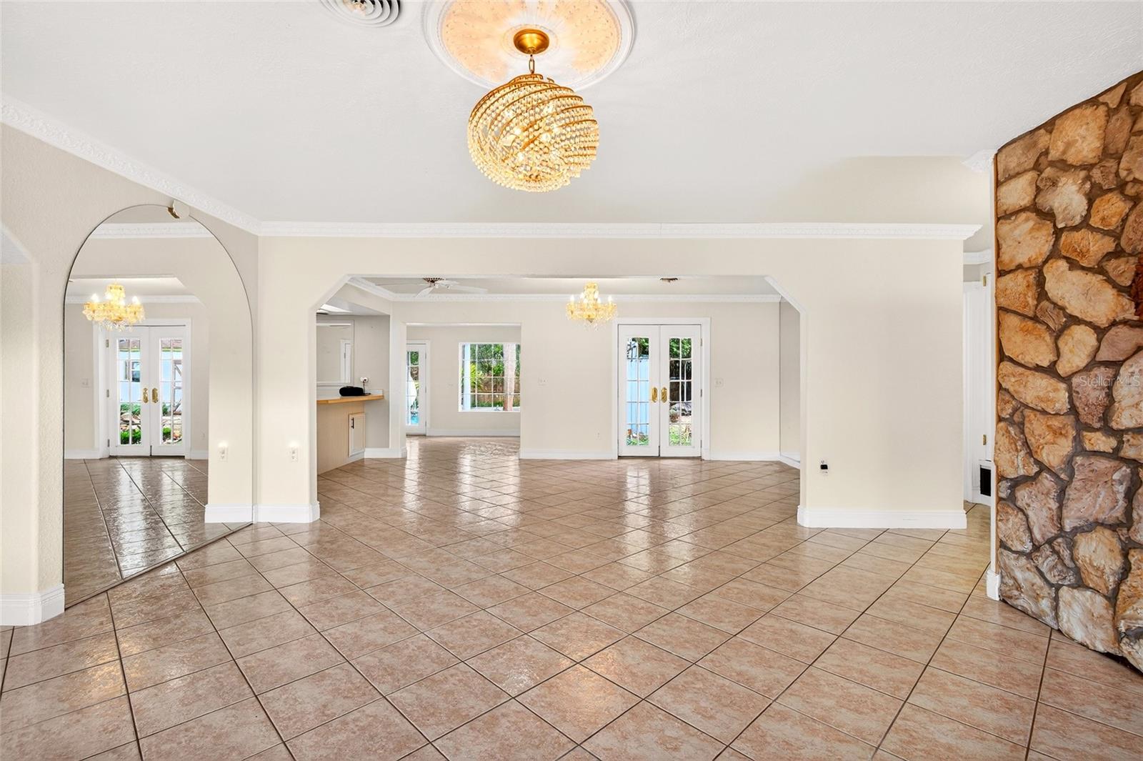 FORE ACRES FIRST ADD - Residential