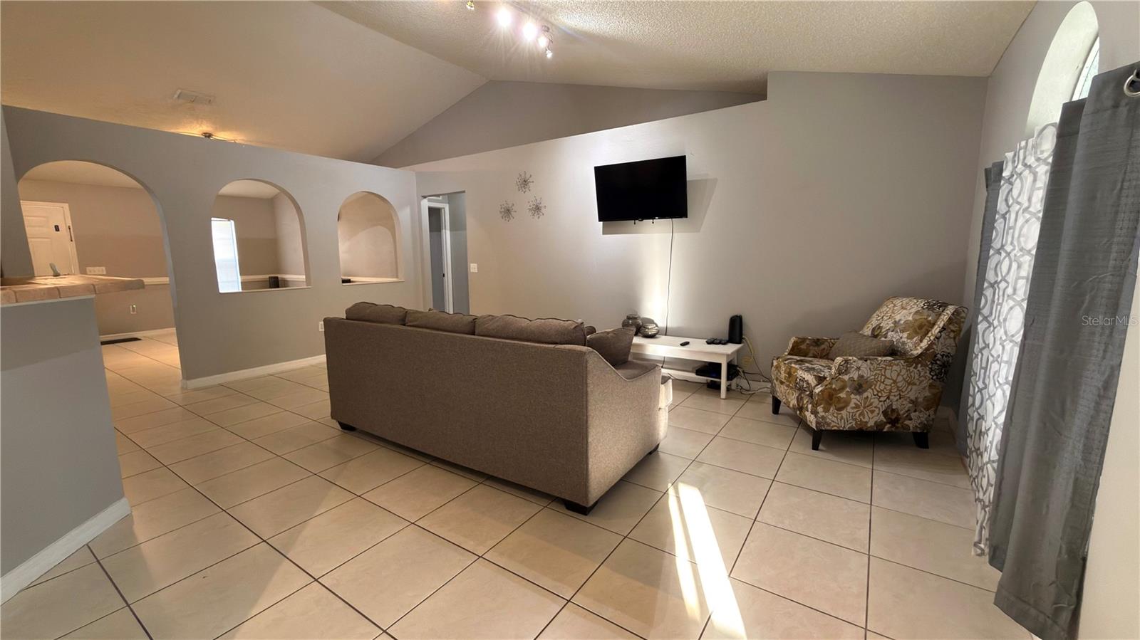 POINCIANA NBRHD 03 VILLAGE 03 - Residential Lease