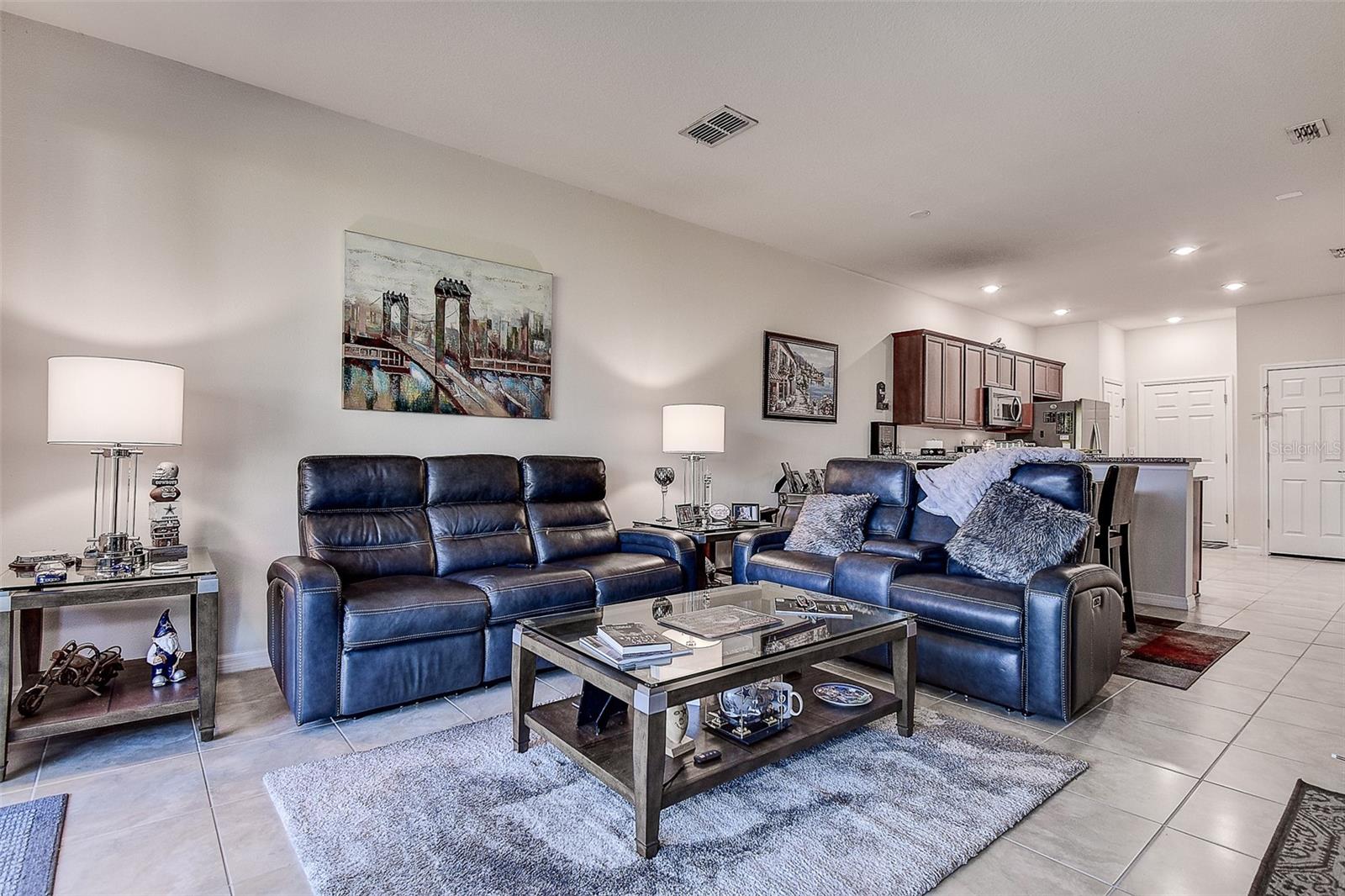 REGO PALMS - Residential