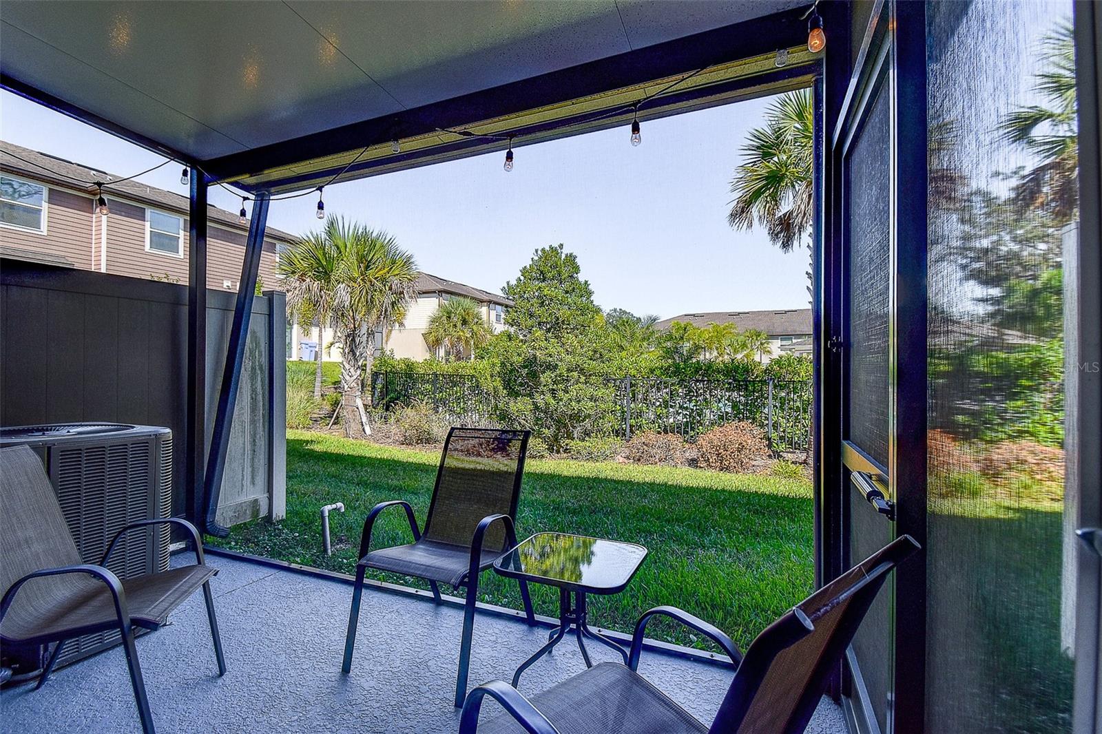 REGO PALMS - Residential