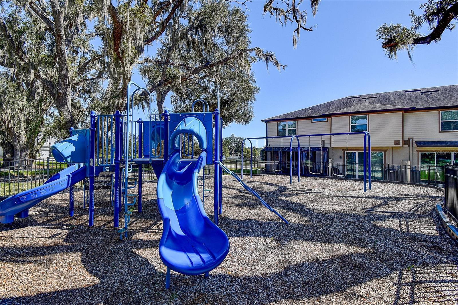 REGO PALMS - Residential