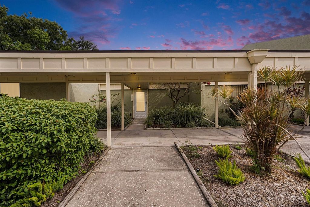 Photo of 13512 Palmwood Lane, Tampa, FL 33618 (MLS # TB8425601)