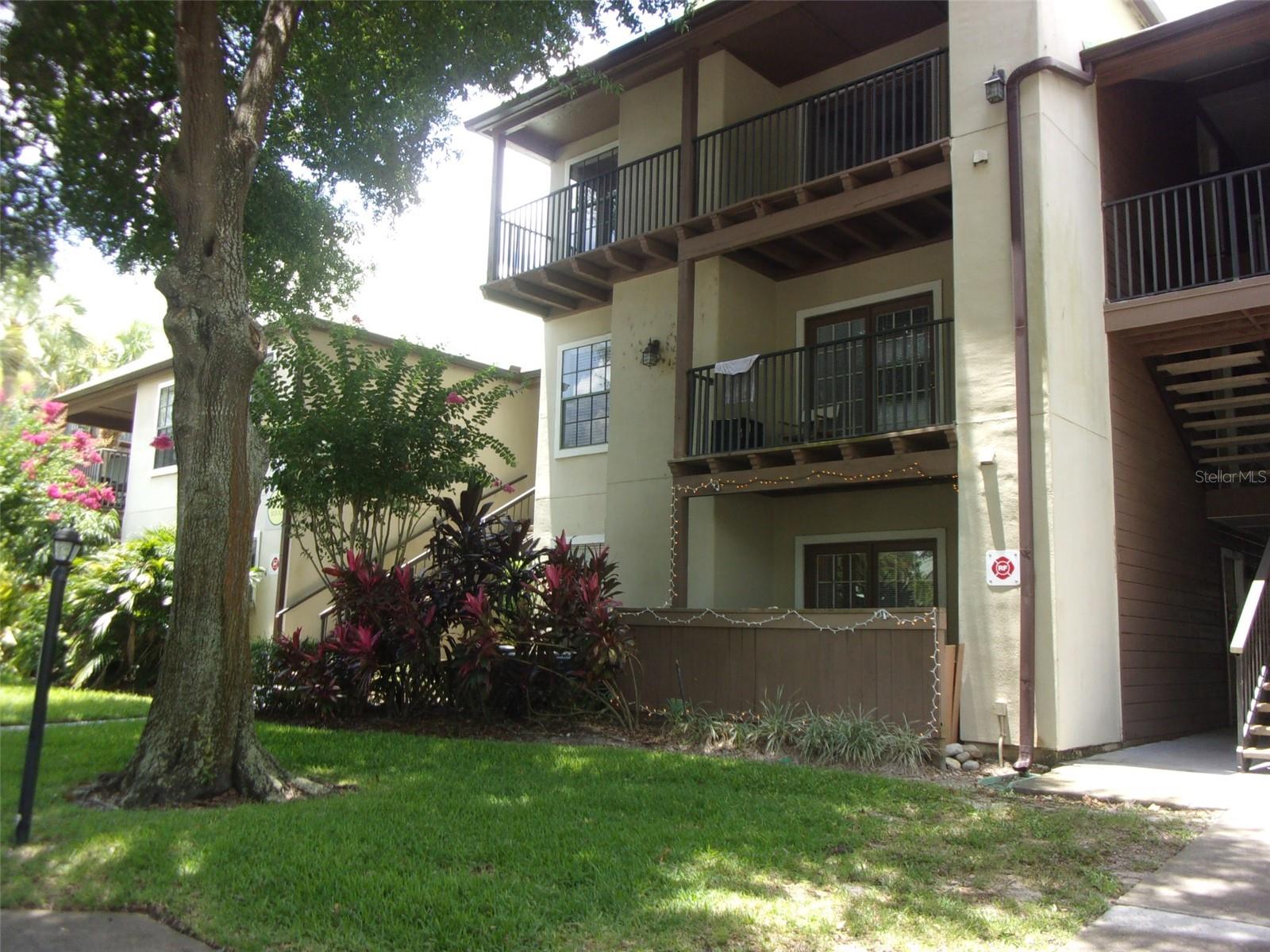 OASIS AT PEARL LAKE A CONDO - Residential Lease