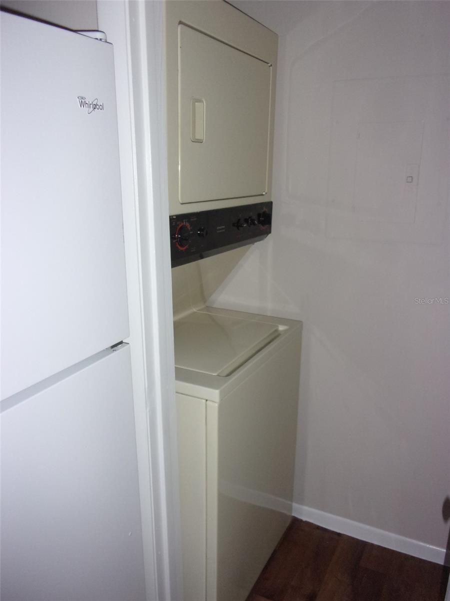 OASIS AT PEARL LAKE A CONDO - Residential Lease