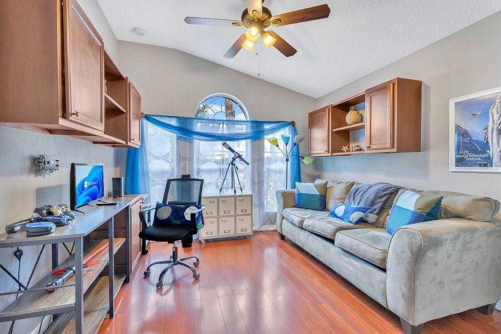 ENCLAVE/MOSS PARK PH 02B - Residential