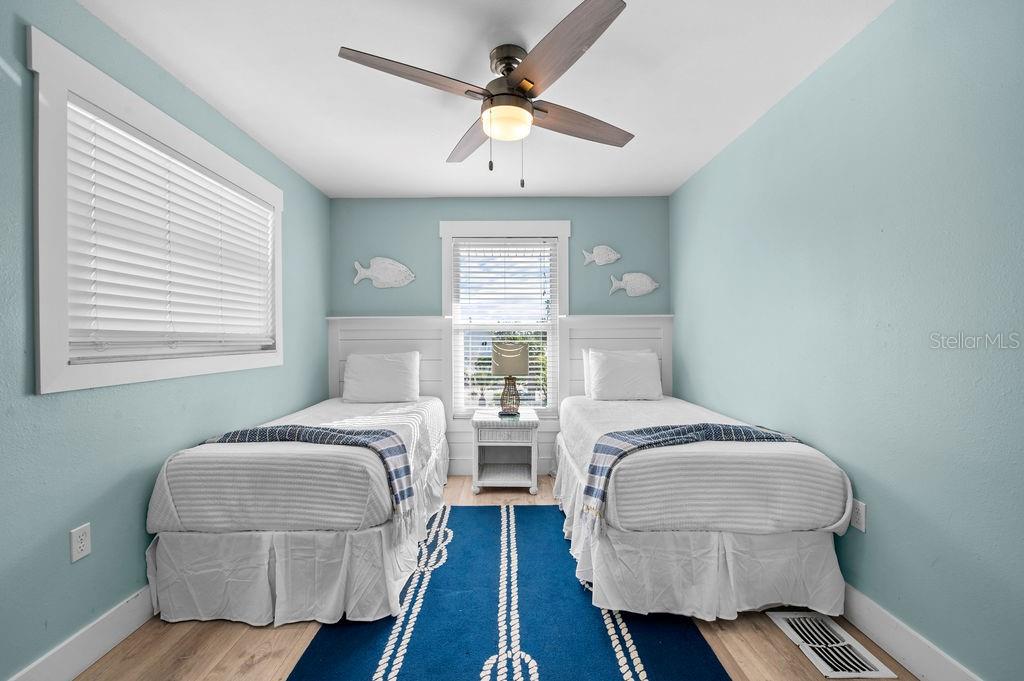 SHORE ACRES 1ST ADD - Residential