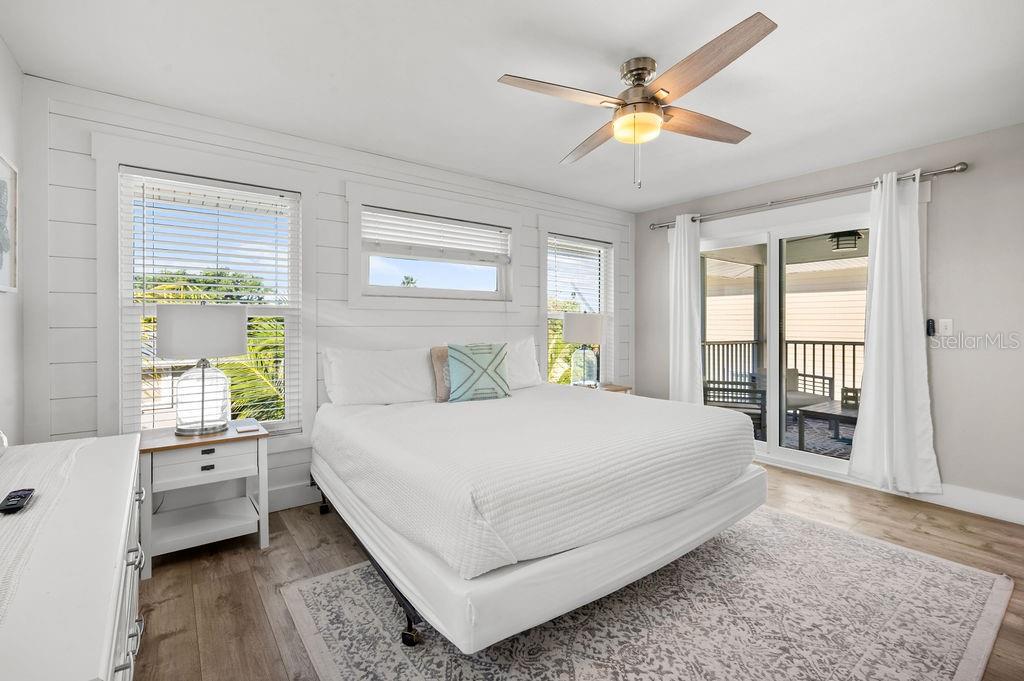 SHORE ACRES 1ST ADD - Residential