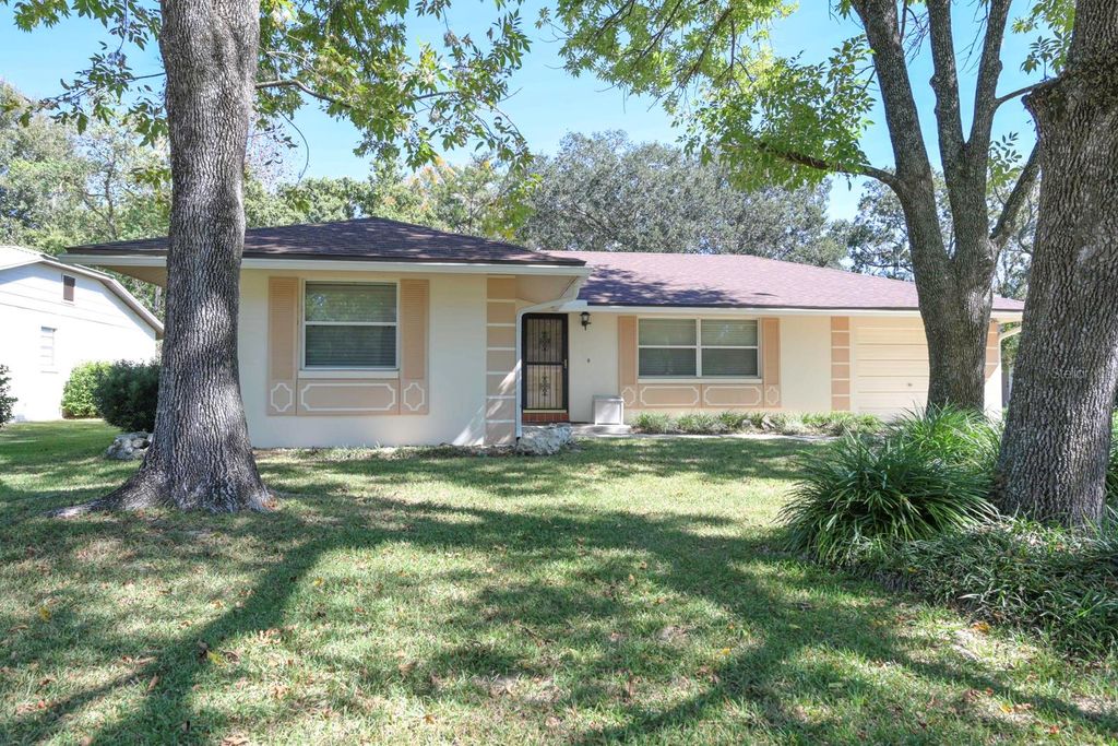 Photo of 7730 SW 13th Road, Gainesville, FL 32607 (MLS # GC534774)