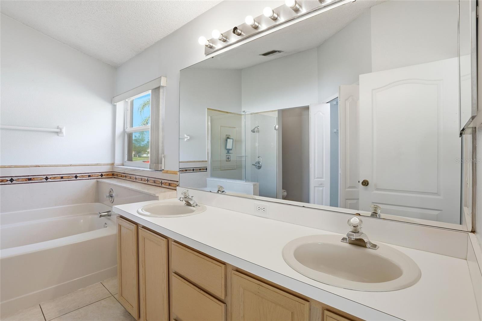 DEER CREEK VILLAGE SEC 06 - Residential Lease