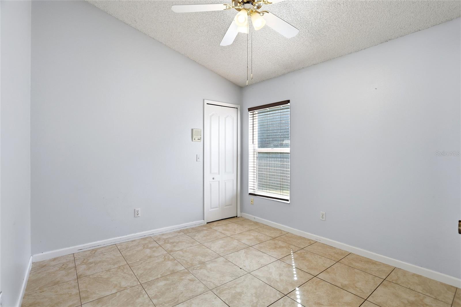 DEER CREEK VILLAGE SEC 06 - Residential Lease