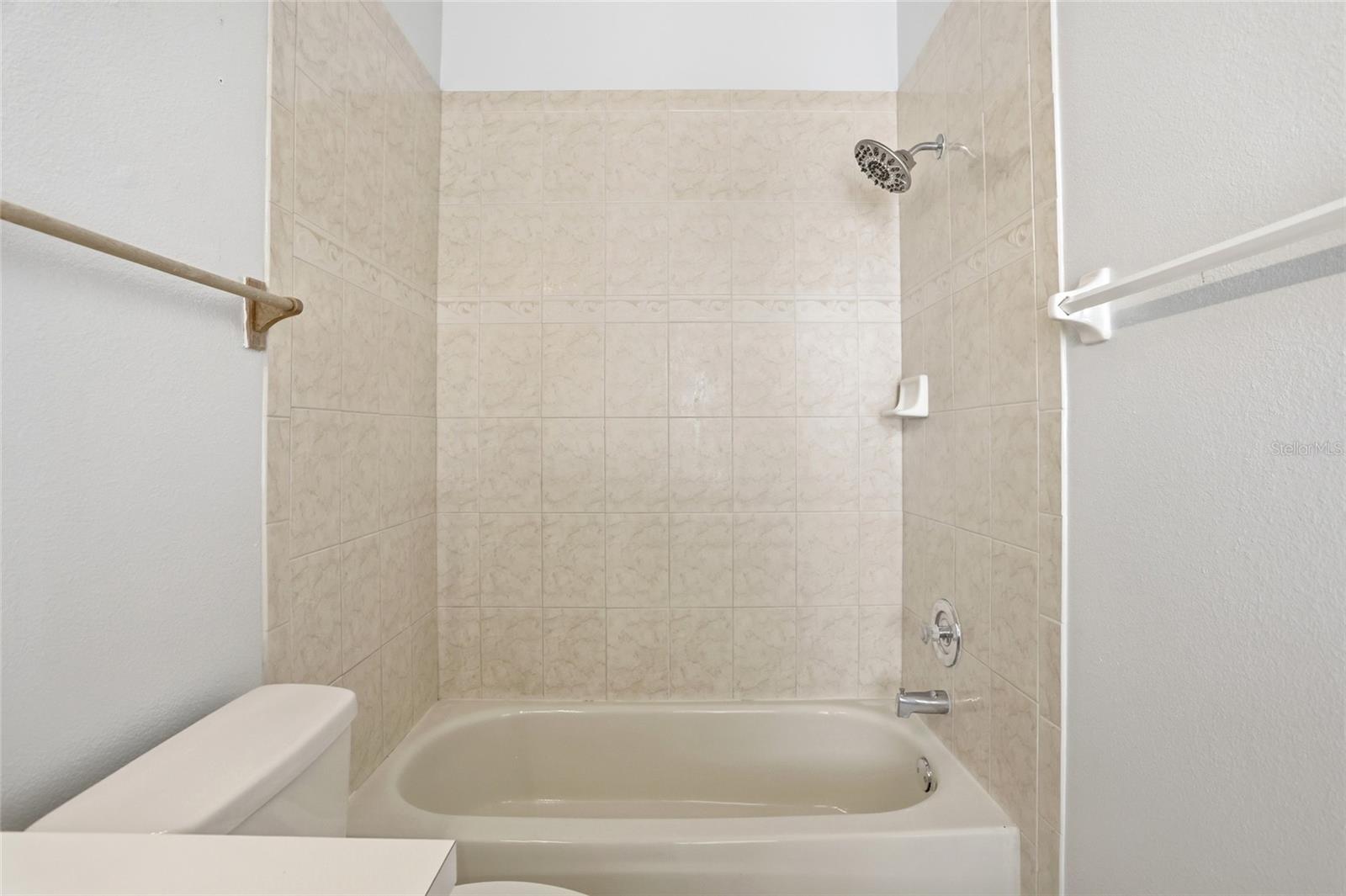 DEER CREEK VILLAGE SEC 06 - Residential Lease