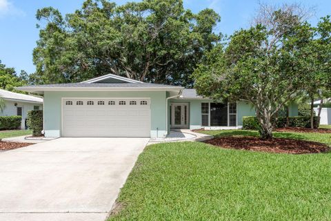 1960 CANADIANA COURT DUNEDIN FL 34698