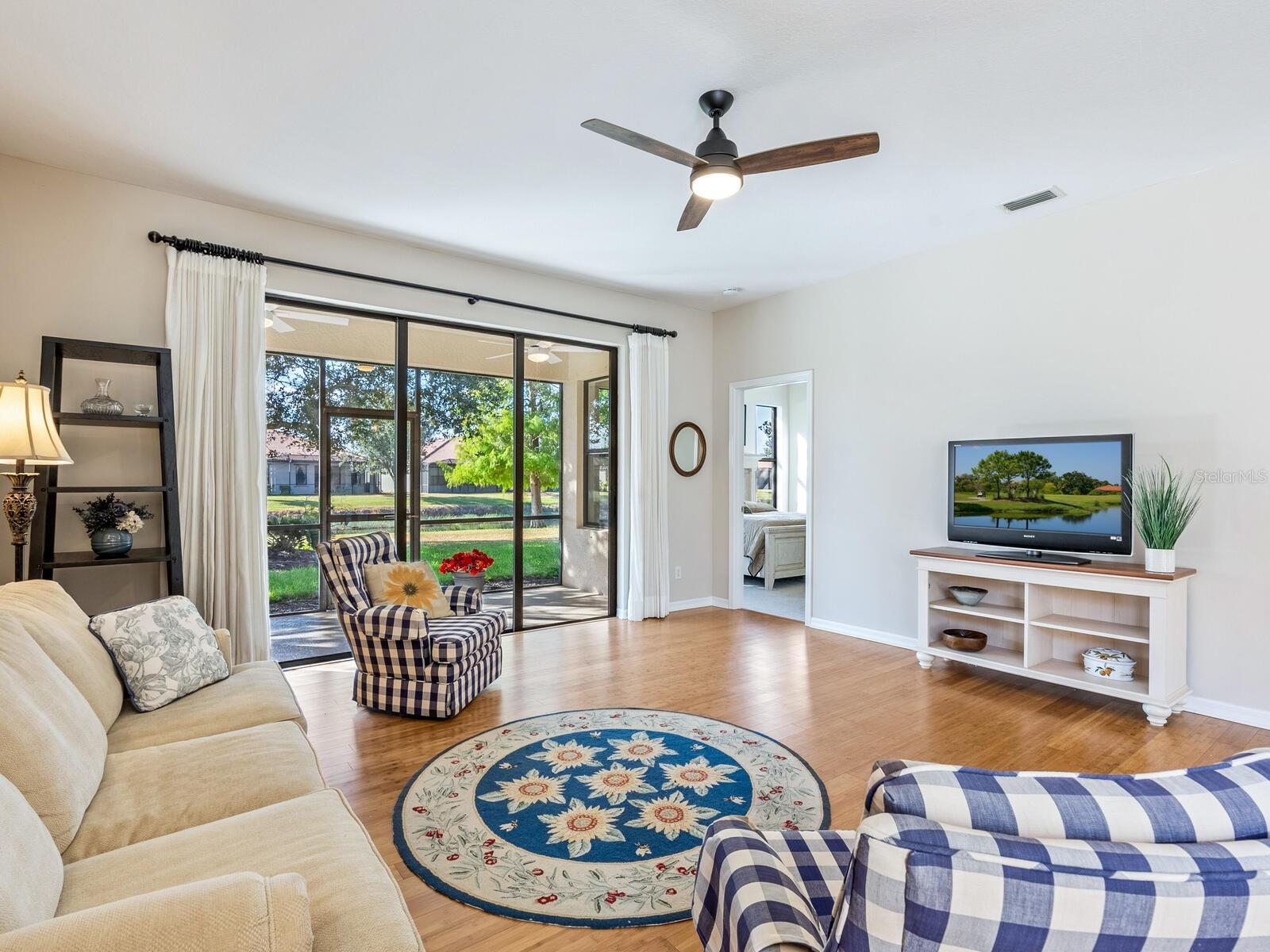 VENETIAN FALLS PH 1 - Residential