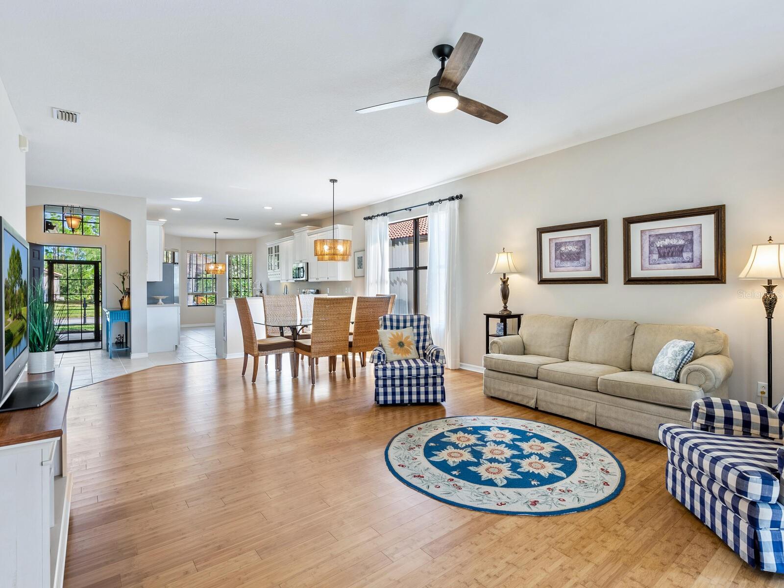 VENETIAN FALLS PH 1 - Residential