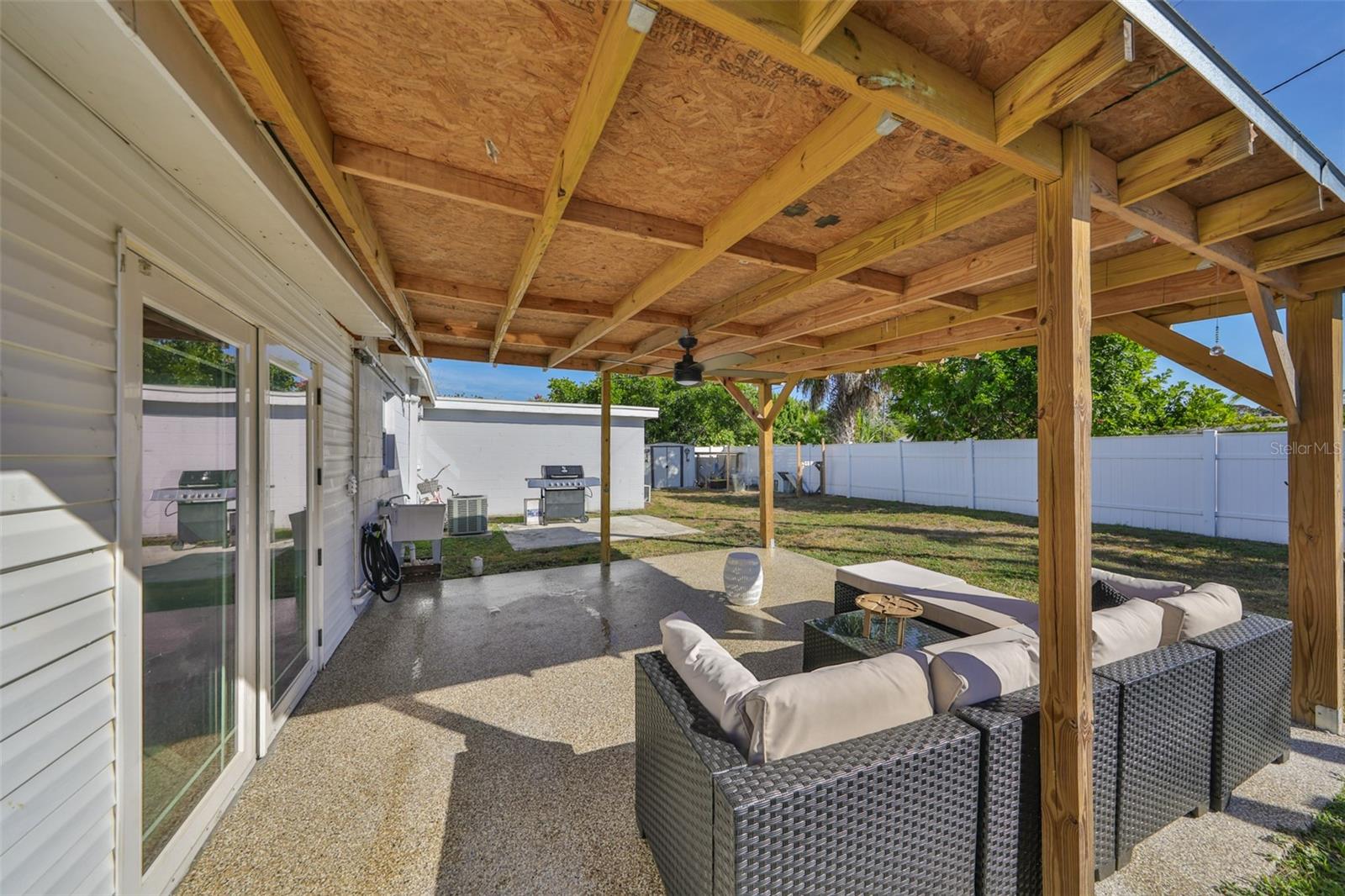 CRESTRIDGE 3RD ADD - Residential