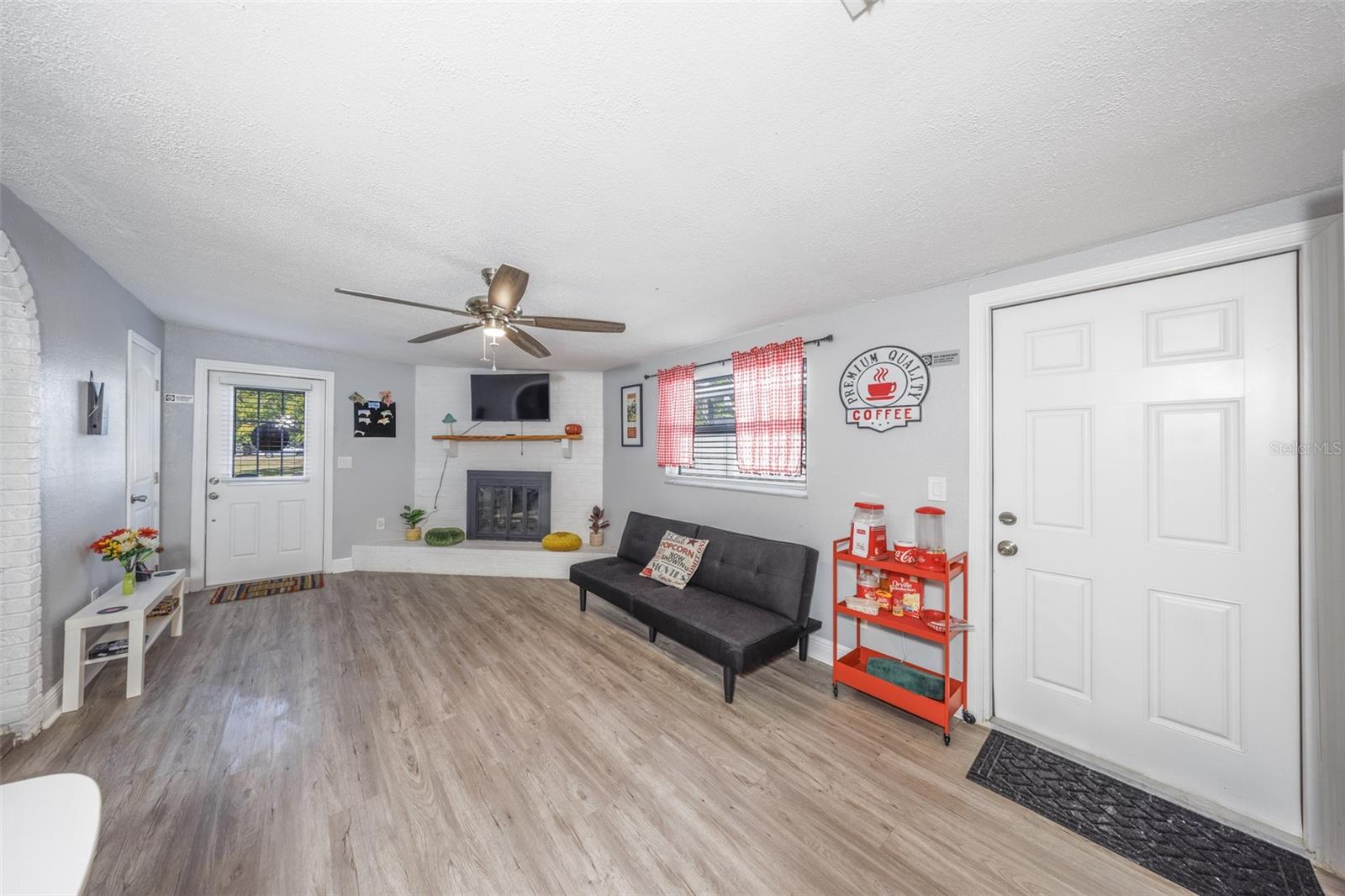 CRESTRIDGE 3RD ADD - Residential