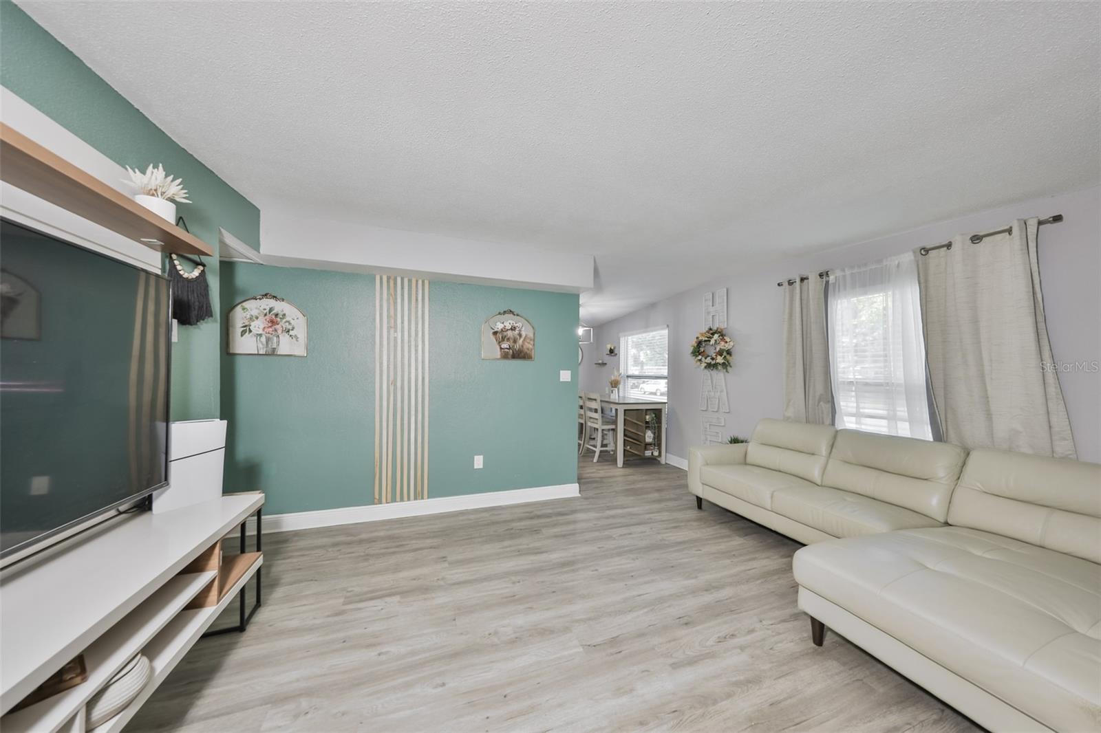 CRESTRIDGE 3RD ADD - Residential