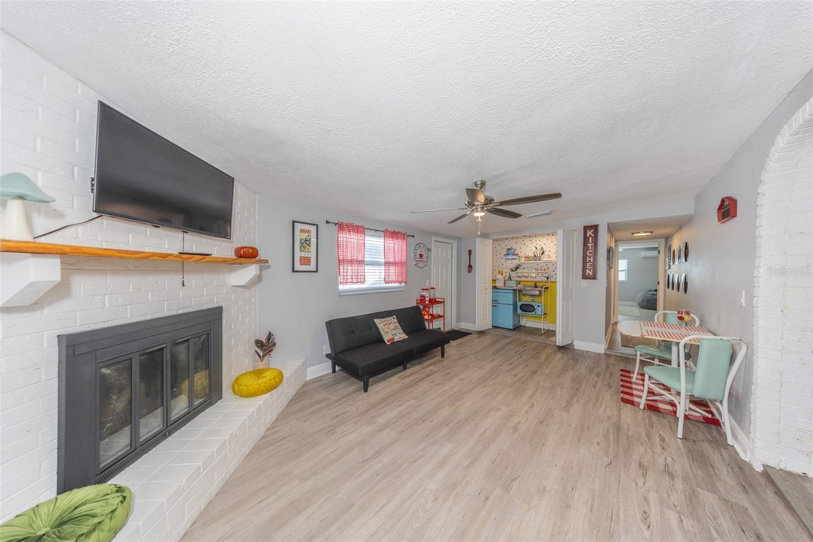 CRESTRIDGE 3RD ADD - Residential