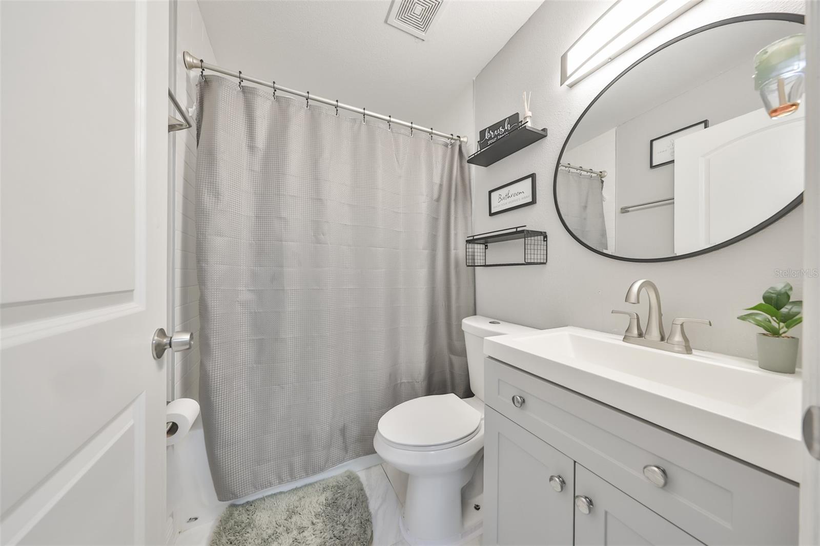 CRESTRIDGE 3RD ADD - Residential