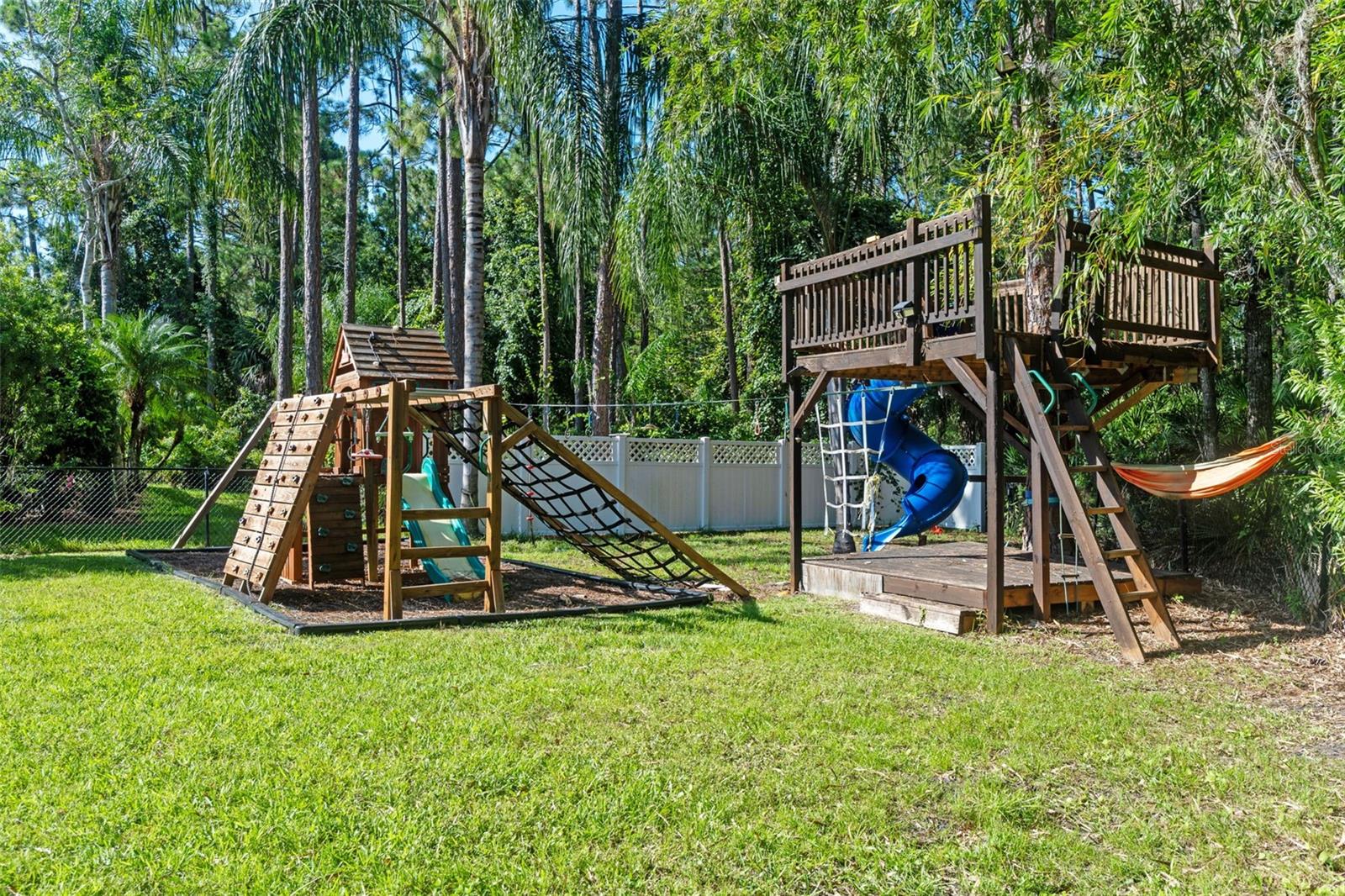 CHELSFORD HEIGHTS - Residential