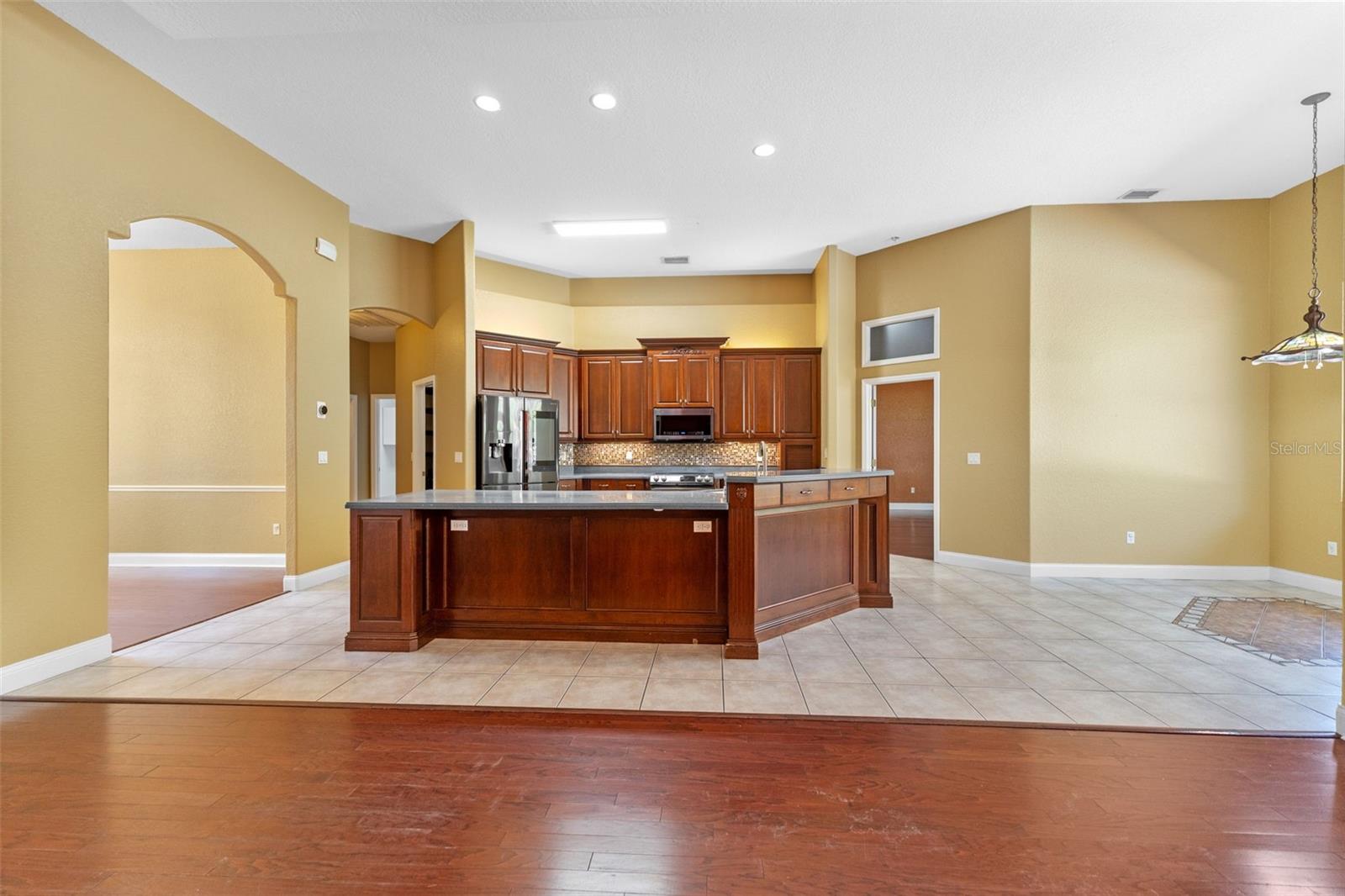 CHELSFORD HEIGHTS - Residential