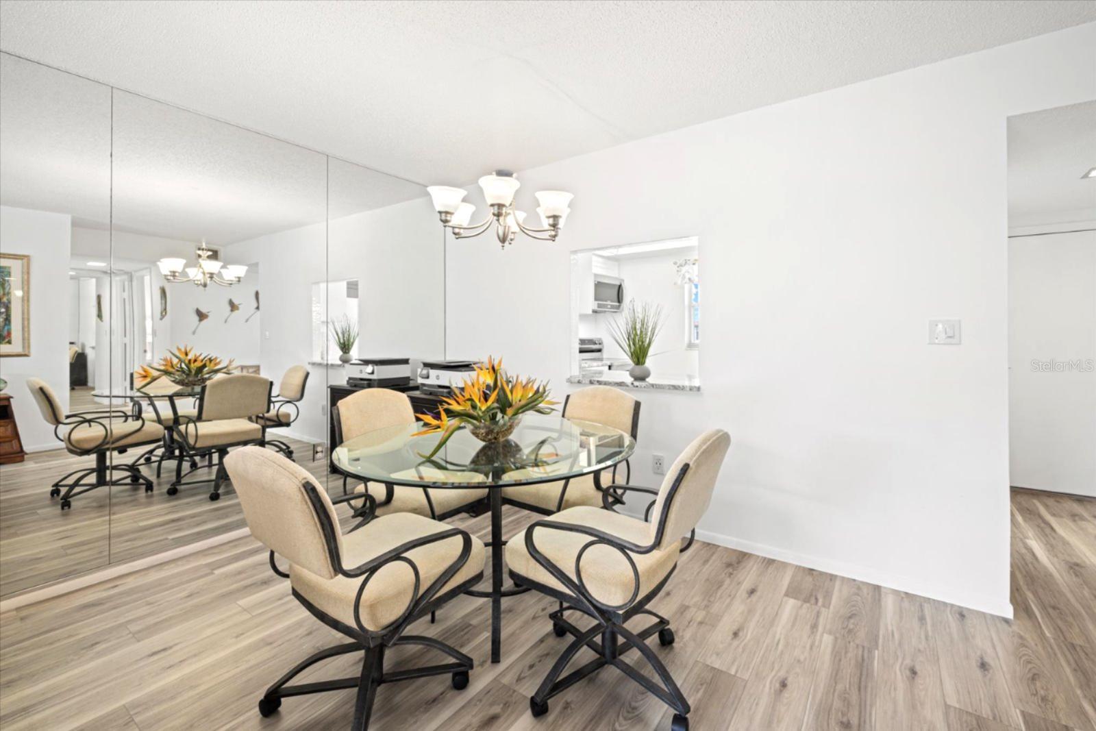 SIESTA HARBOR II - Residential