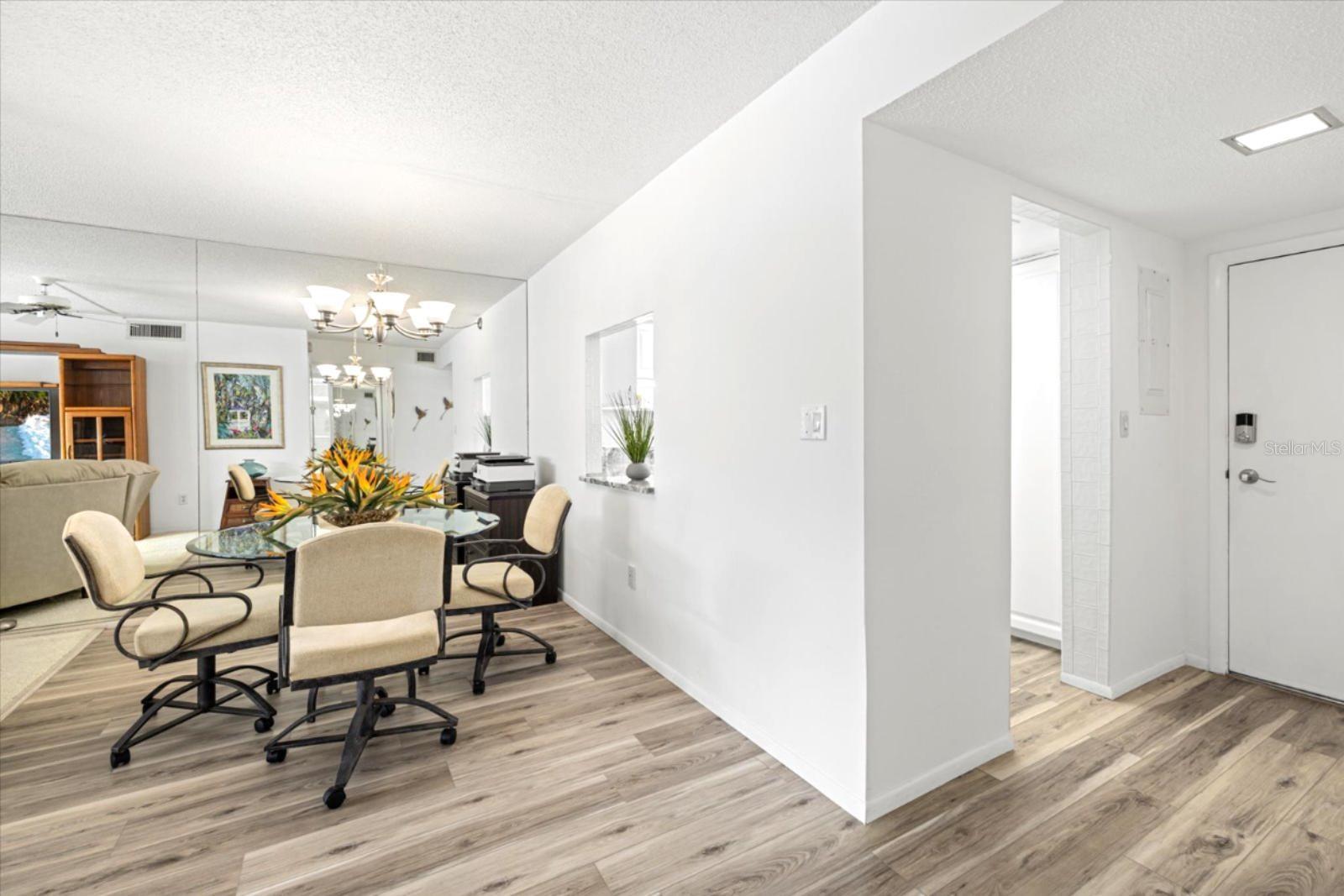 SIESTA HARBOR II - Residential