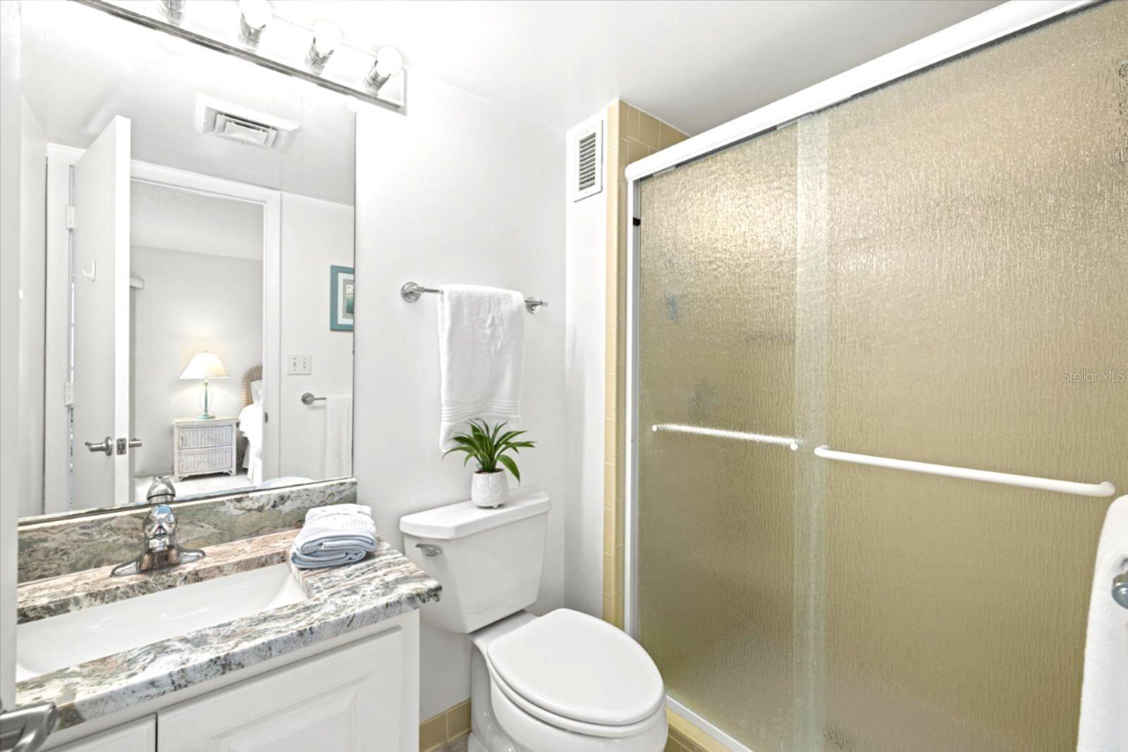 SIESTA HARBOR II - Residential