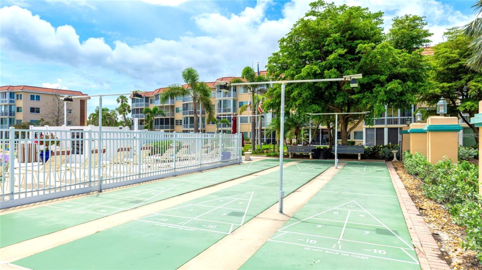 SIESTA HARBOR II - Residential