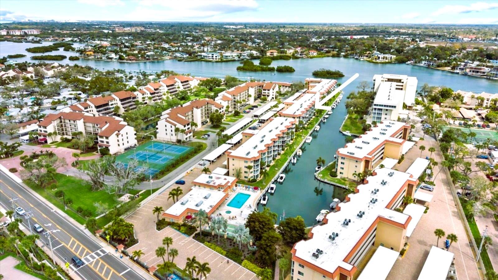 SIESTA HARBOR II - Residential